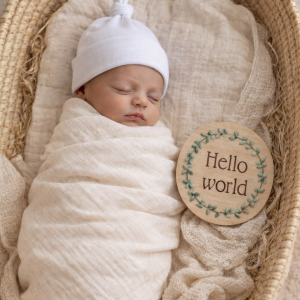 New born gift box with knot hat