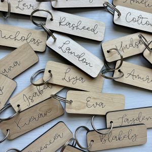 Personalised cursive wood rectangle keyring
