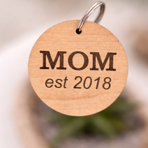 Mom date keyring